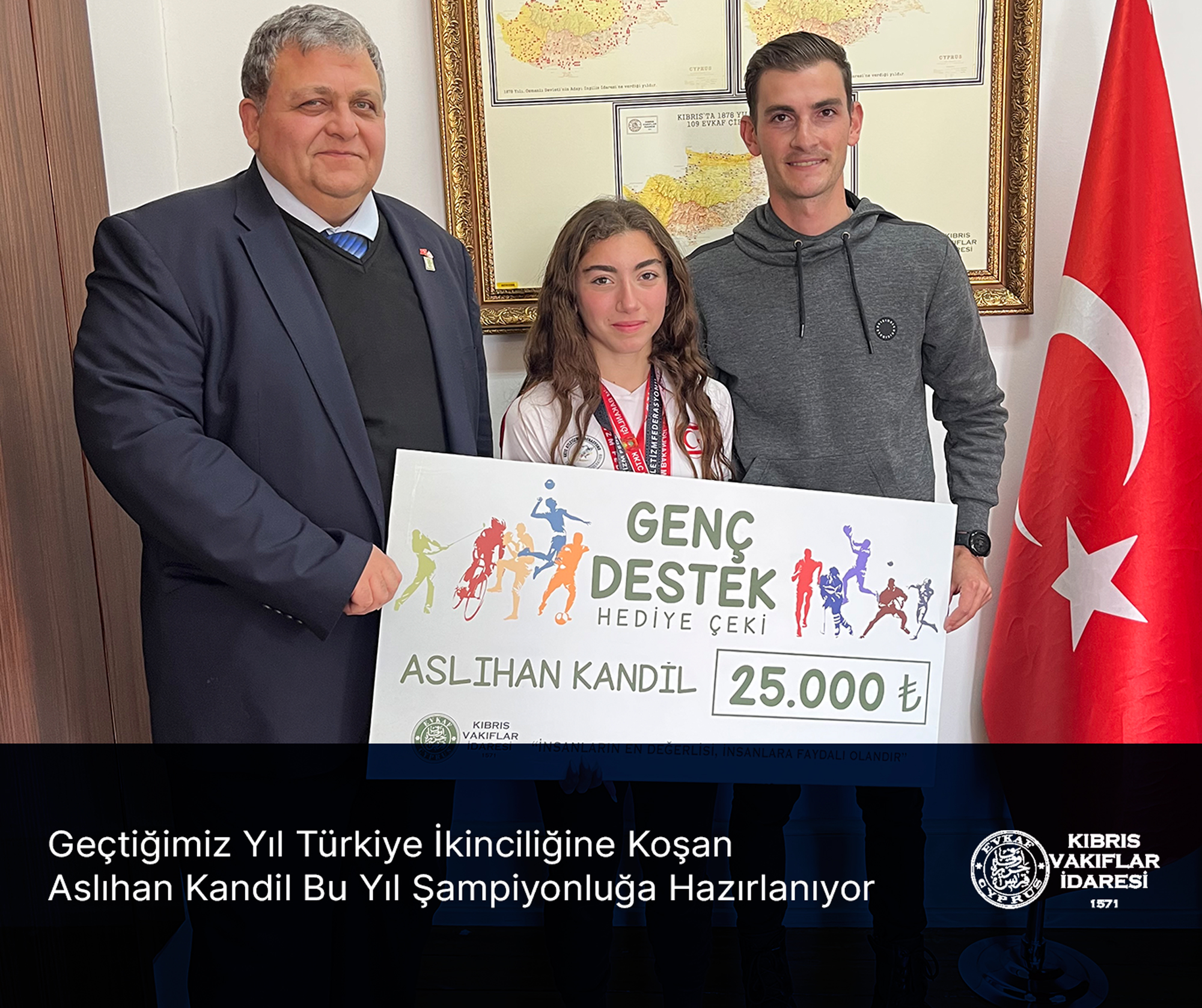 Milli Atletimiz Aslıhan Kandil, Kıbrıs Vakıflar İdaresi (Evkaf) Genel Müdürü Prof. Dr. Mustafa Tümer'in Misafiri İdi