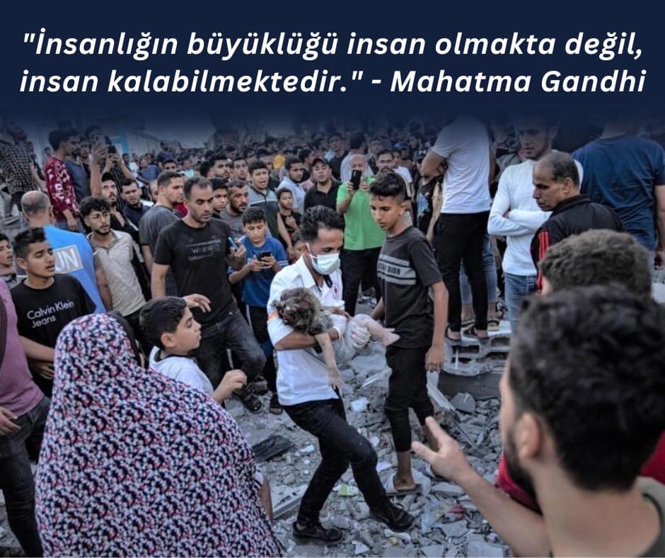 "İnsanlığın büyüklüğü insan olmakta değil, insan kalabilmektedir." - Mahatma Gandhi