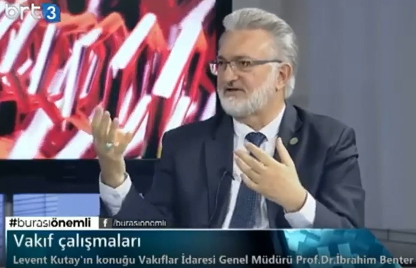 Tartıştığımız Konunun Ciddiyetinin Farkında Değiliz.