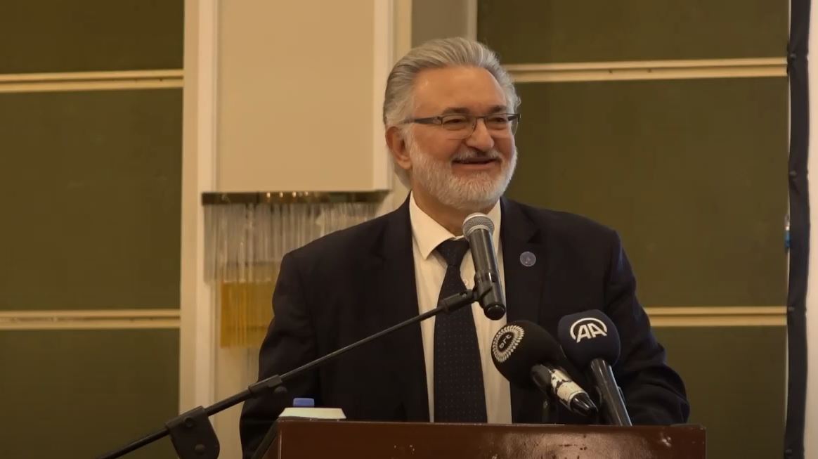 Benter: Sağlıklı bir aile için bencil değil, iyiliksever olalım.