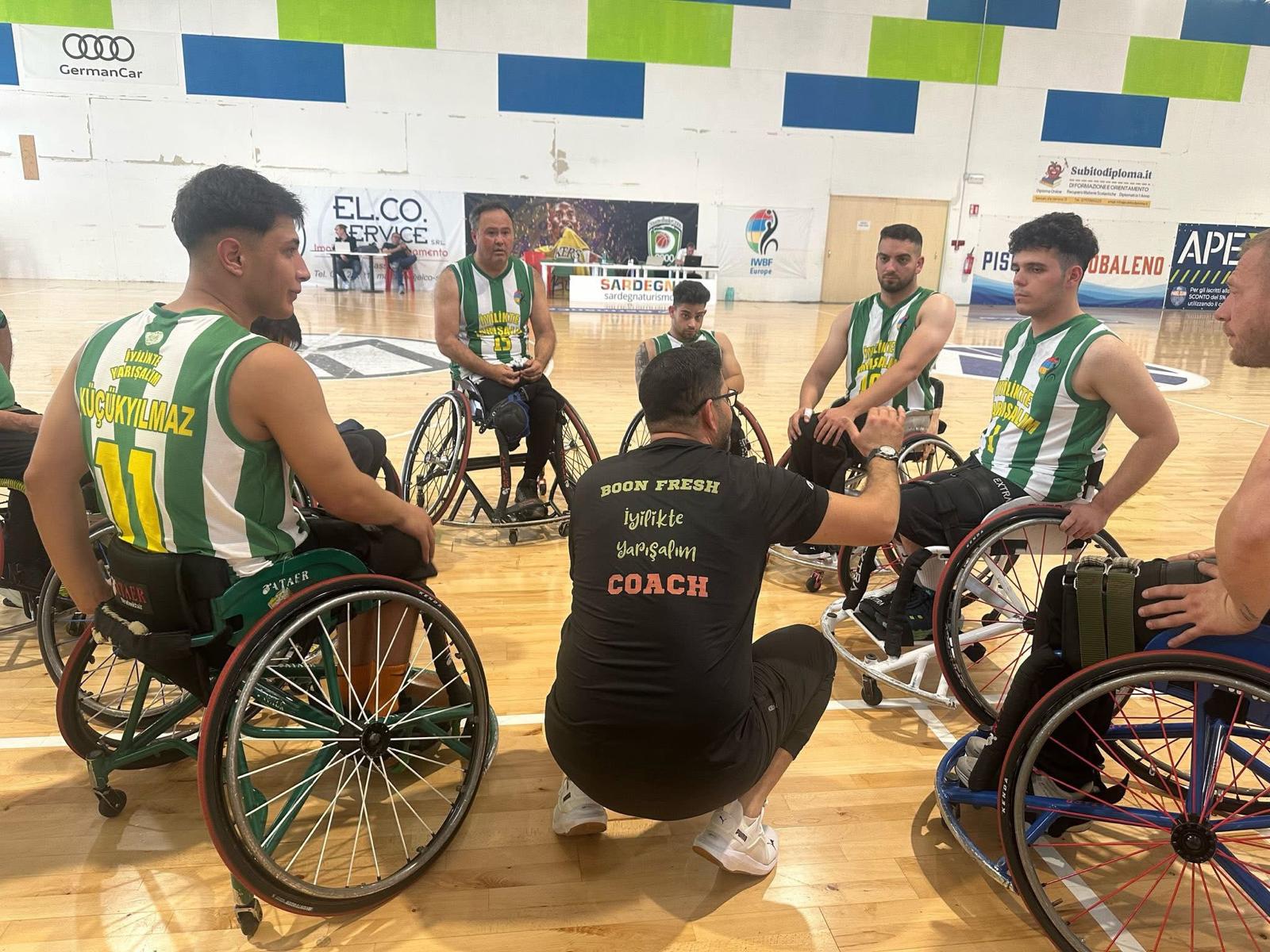 Vakıflar Tekerlekli Sandalye Basketbol Takımı, İki Genç Milli Oyuncusuyla Türkiye Genç Milli Takımında Boy Gösteriyor