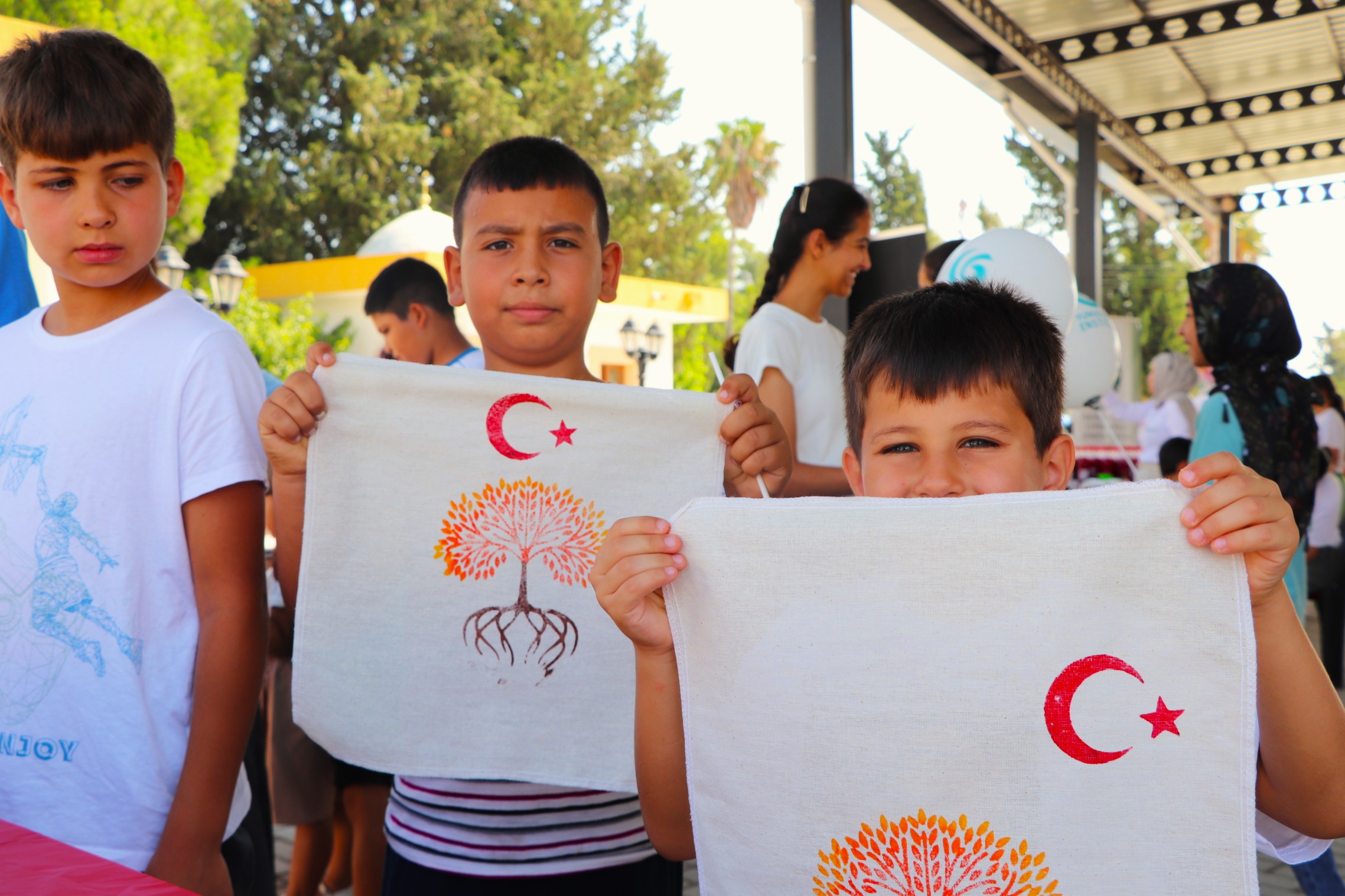 Çocukların gülümsemeleriyle dolu, keşif ve öğrenme dolu bir gün…